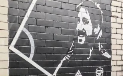  阿森納定位球教練上壁畫！帕克：令人尷尬，次級聯(lián)賽隊的行為