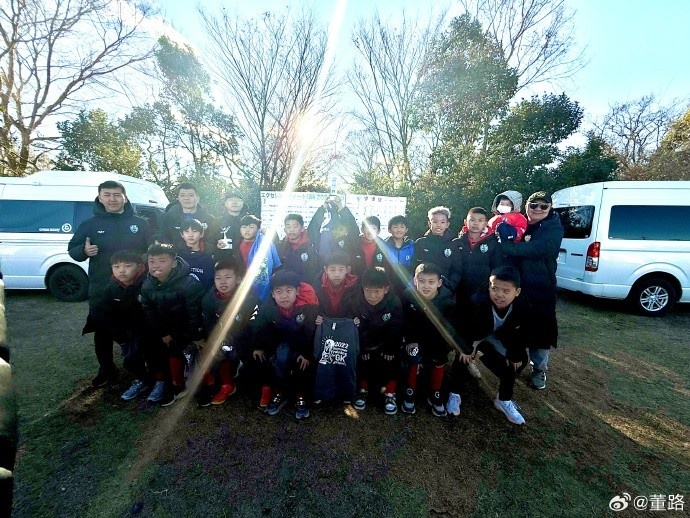  8戰(zhàn)全勝奪日本杯賽冠軍！中國足球小將發(fā)布感謝信