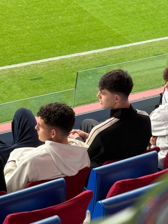  世體：德科、奧爾莫、伯納爾現(xiàn)場觀戰(zhàn)巴薩青年歐冠比賽