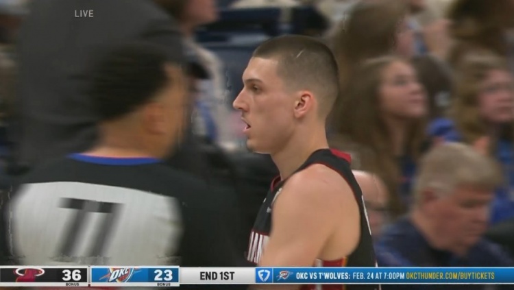  全隊打鐵！雷霆首節(jié)落后熱火13分 全隊19中6&命中率31.6%