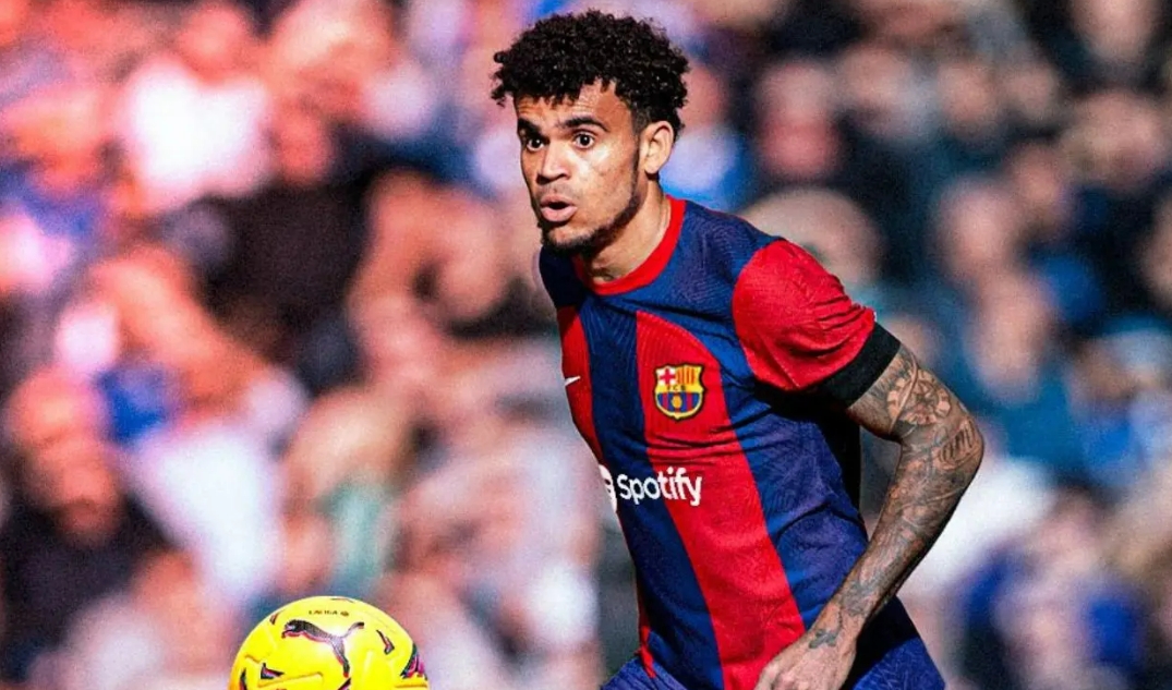  現(xiàn)周薪5.5萬鎊！哥媒：巴薩能給迪亞斯1200萬歐年薪，是他現(xiàn)在4倍