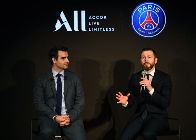  TA：曼聯(lián)挖角巴黎首席營(yíng)收官阿姆斯特朗，將任命他為首席商務(wù)官