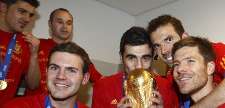  有意or無意？卡西、拉莫斯批西班牙國(guó)家隊(duì)官媒曬貼：有些人沒出現(xiàn)