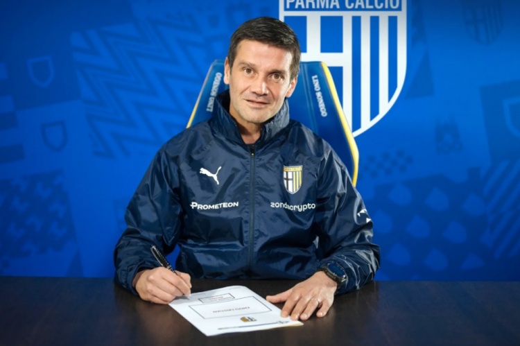  齊沃執(zhí)教帕爾馬取得意甲開門紅，為隊史第三位做到的主帥