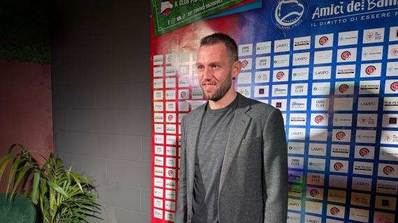  德弗里：在其他意甲球隊(duì)都從歐冠出局后，國(guó)米肩負(fù)了更艱巨的責(zé)任