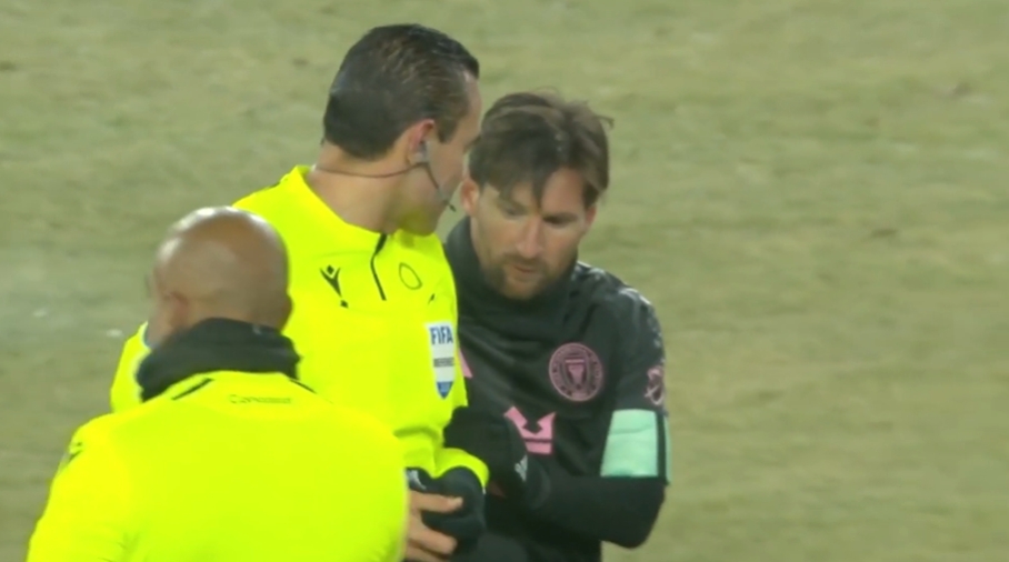  賽后向梅西要簽名！ESPN：墨西哥裁判被停哨半年，再犯無限期停哨