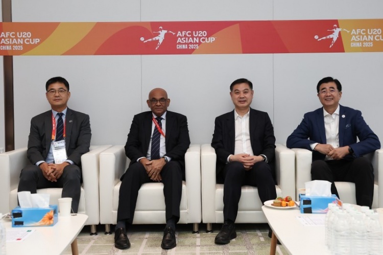  足協(xié)高層會(huì)見(jiàn)亞足聯(lián)秘書長(zhǎng)，宋凱：希望更多青少年賽事在中國(guó)舉辦
