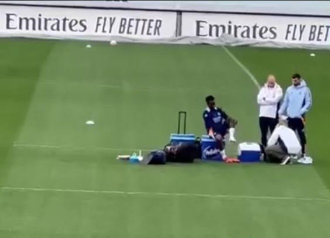  六臺(tái)：維尼修斯今天足部不適一度退出訓(xùn)練，但隨后又回歸