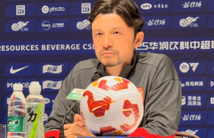  謝暉：蔣圣龍紅牌漏判已翻篇 結(jié)果不能改變&要忘了這事