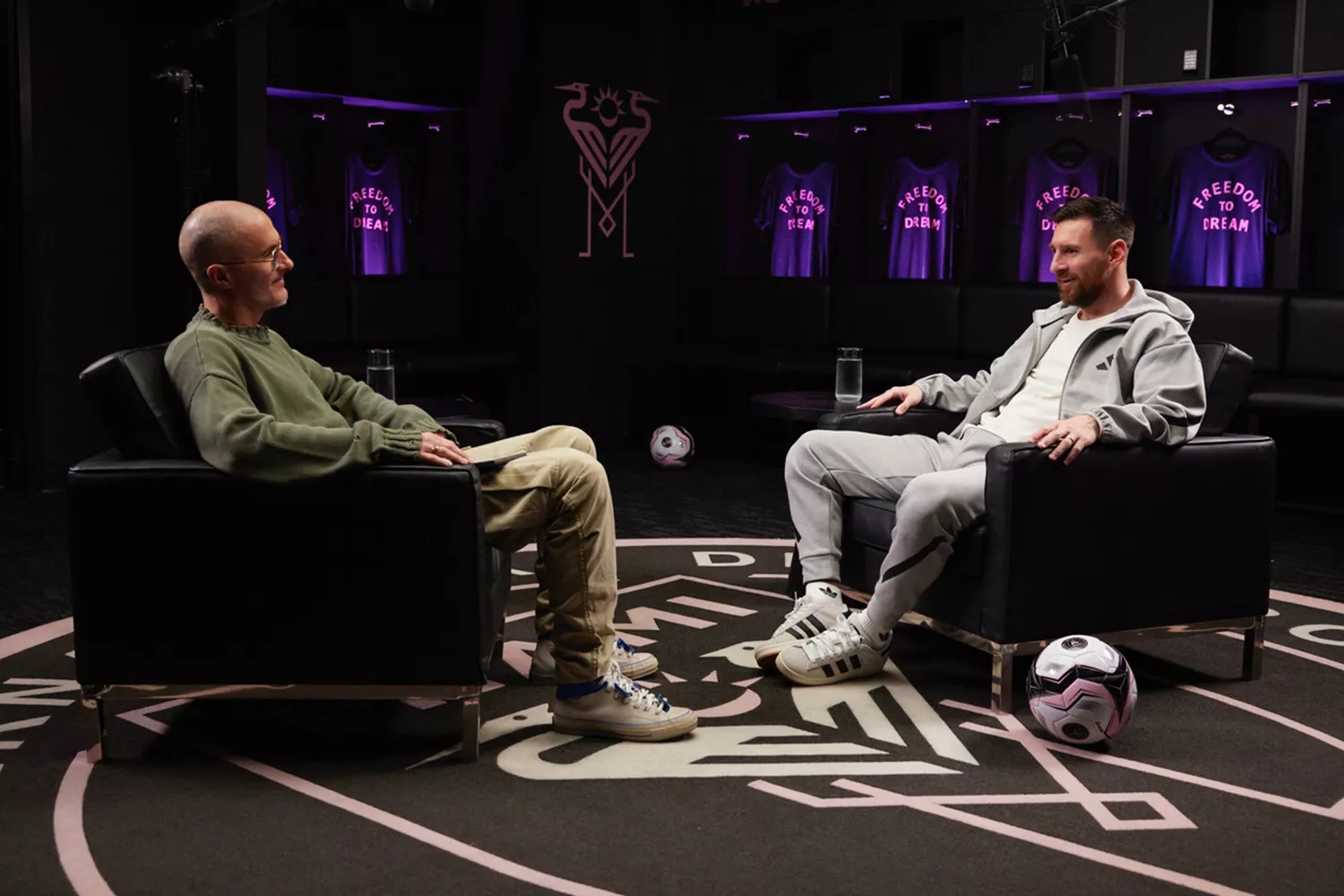  梅西：在巴黎的兩年我并不愉快，我每天都不開心&這讓我很難適應(yīng)