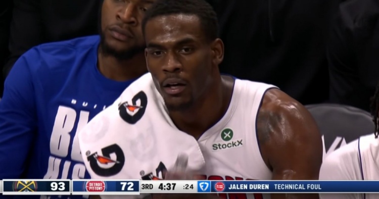  突然花了！布勞恩反擊強(qiáng)沖2+1&杜倫還吃T 掘金轟出15-0領(lǐng)先23分！