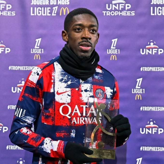  狀態(tài)火熱！登貝萊領(lǐng)取法甲1月最佳球員獎(jiǎng)杯，得票率39%