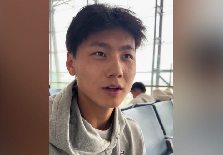  為何半場過后不久被換下？毛偉杰：兩條腿特別緊，李導(dǎo)怕我受傷