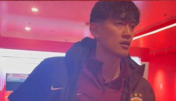  顏駿凌談嘴部傷勢(shì)：是否縫針要看傷口到底裂開沒有，應(yīng)該還好