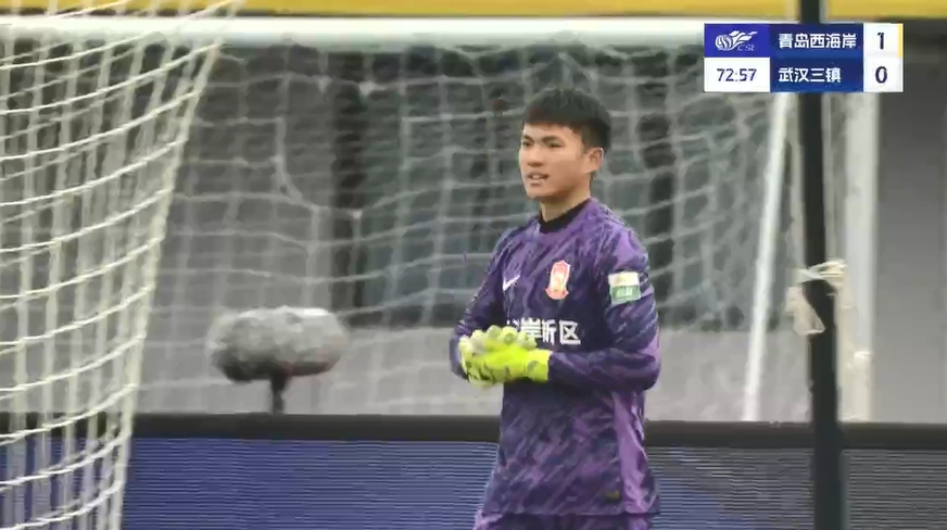  考驗李昊！三鎮(zhèn)外援紹爾中場起腳直接吊門高出球門