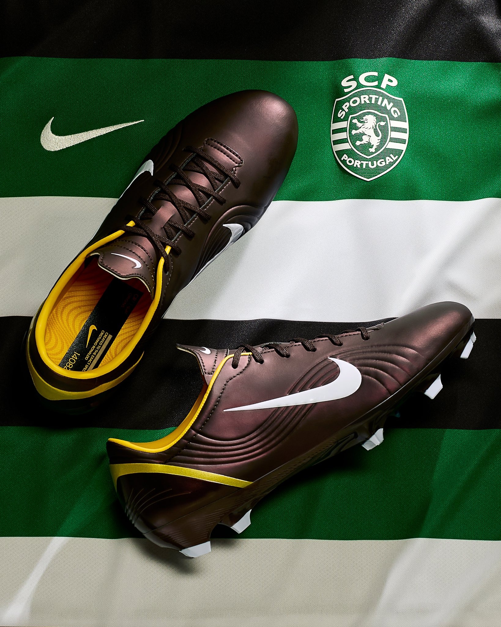  夢的起點！耐克復(fù)刻刺客一代，推出C羅首秀時穿著的配色