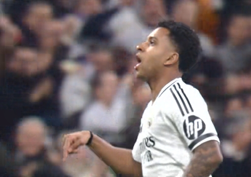  安靜！羅德里戈進(jìn)球后指著袖標(biāo)的15冠&手指向下，最后指胸口隊(duì)徽