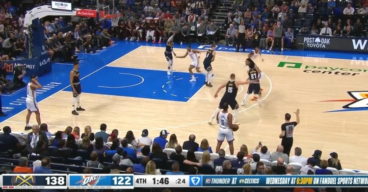  投子認(rèn)負(fù)！還剩1分46秒雷霆換下主力 落后16分認(rèn)輸了