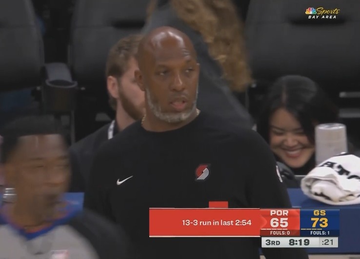  經(jīng)典的勇士領(lǐng)先被追分！開拓者3分鐘內(nèi)轟出13-3將分差縮小到8分