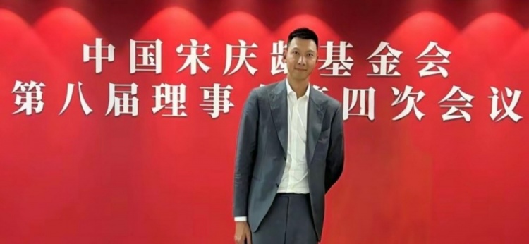  時隔5個月首次公開露面！大河報：易建聯(lián)關聯(lián)公司成被執(zhí)行人