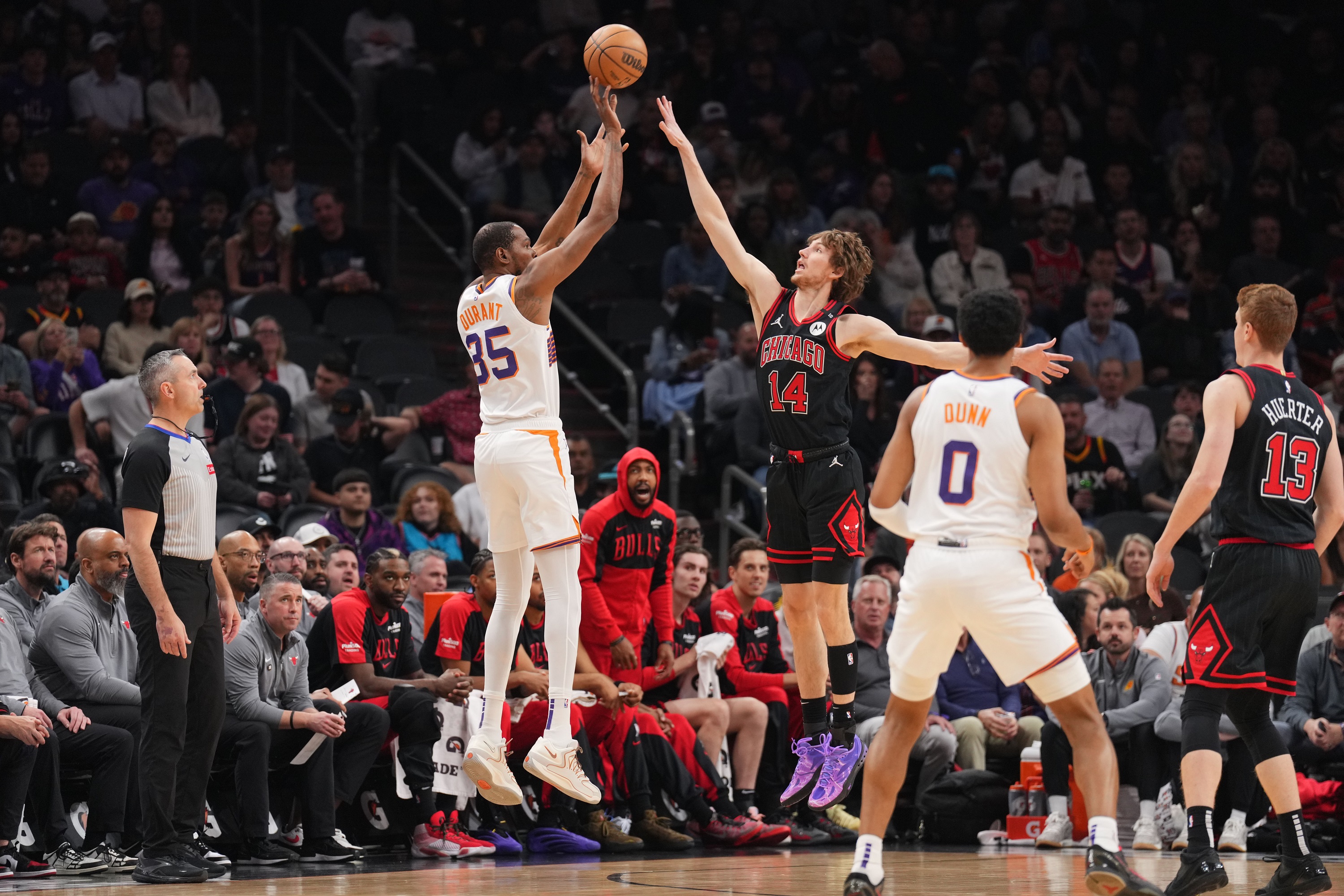  準(zhǔn)備西升??！太陽對公牛11連勝 戰(zhàn)績超越獨行俠殺回附加賽區(qū)！