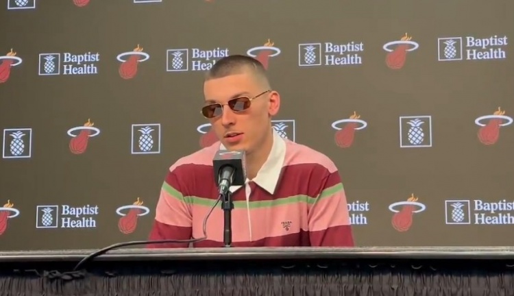  希羅談被絕殺慘遭9連?。汉茉愀?對(duì)此只能吸取教訓(xùn)&繼續(xù)下一場