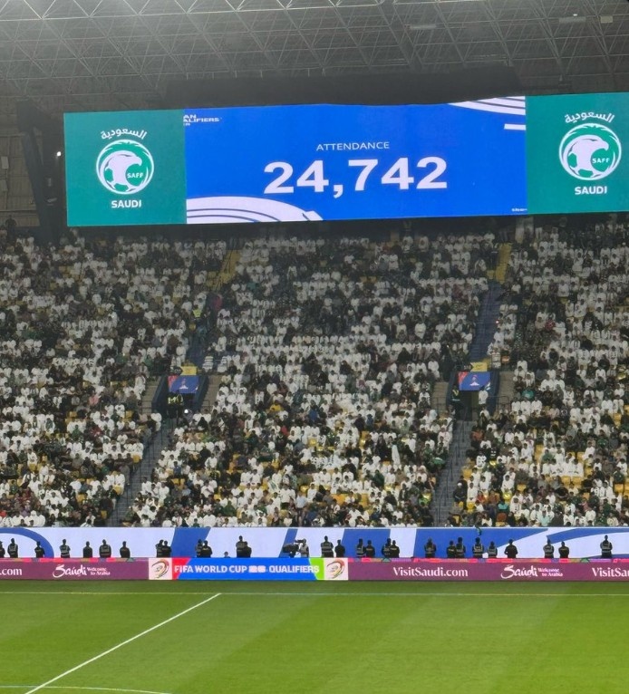  國足0-1客負(fù)沙特，本場比賽現(xiàn)場觀眾人數(shù)為24742人