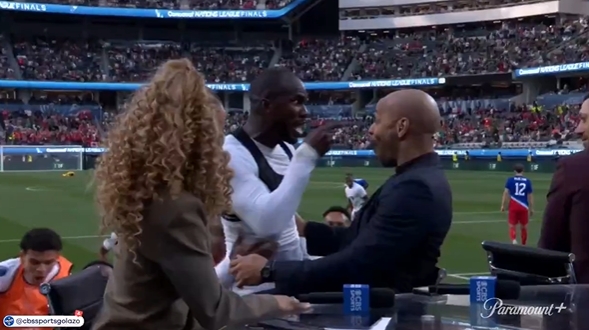  亨利：沒想到?jīng)]上場也能一起慶祝 沃特曼的慶祝是我見過最棒的