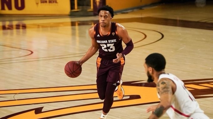  隊(duì)記：76人與前鋒馬庫(kù)斯-巴格利簽下了一份10天合同