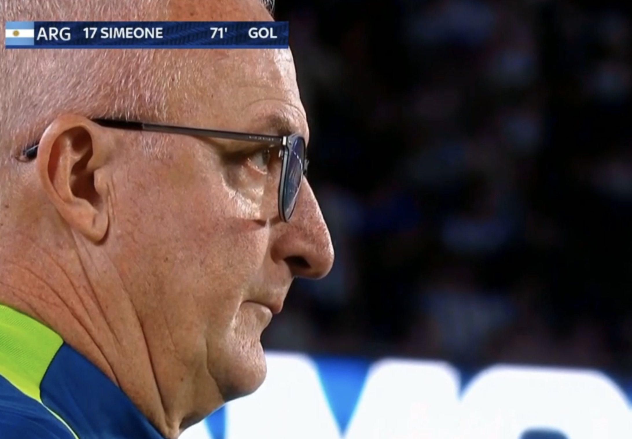  德比戰(zhàn)被痛宰！阿根廷轟入4球，場邊巴西主帥多里瓦爾已迷?！? class=