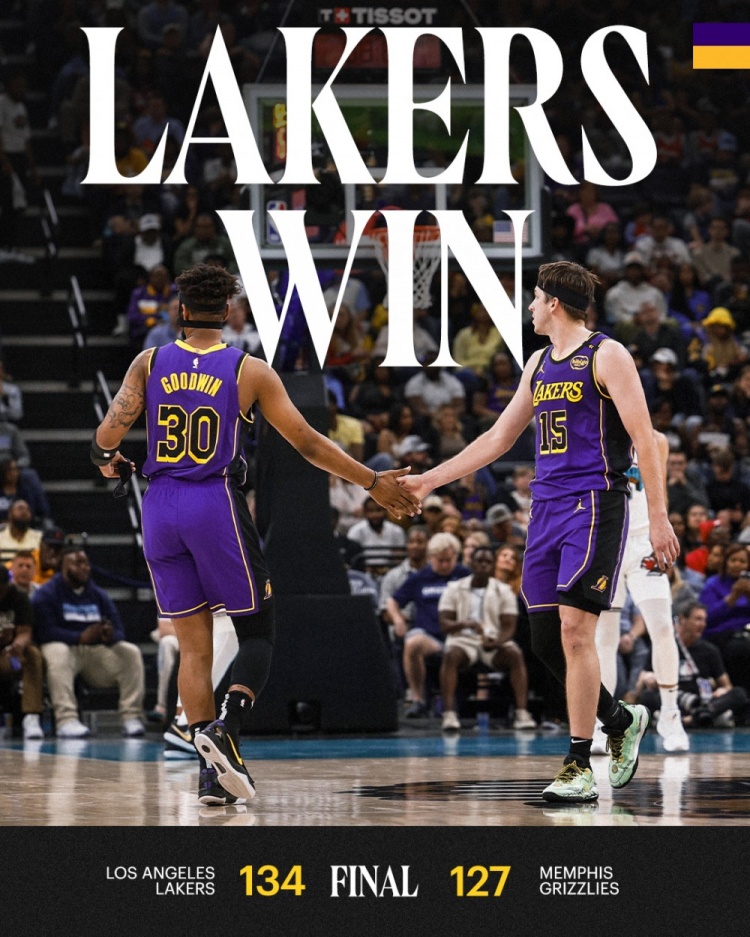  拿下卡位戰(zhàn)！湖人贏球海報(bào)：砍31分的小里與古德溫?fù)粽? class=