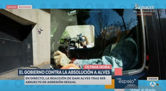  世體：阿爾維斯妻子宣布懷孕 官宣前兩人被拍到會(huì)面&神情嚴(yán)肅