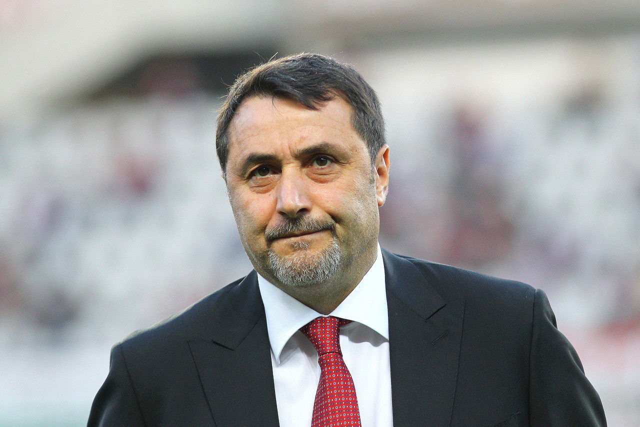  米拉貝利：米蘭建隊(duì)方向正確，但需孔蒂般的教練才能競爭意甲冠軍