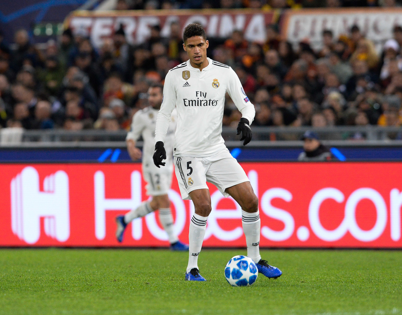  瓦拉內：穆里尼奧曾說我沒用 他是那種逼出球員最好狀態(tài)的主教練