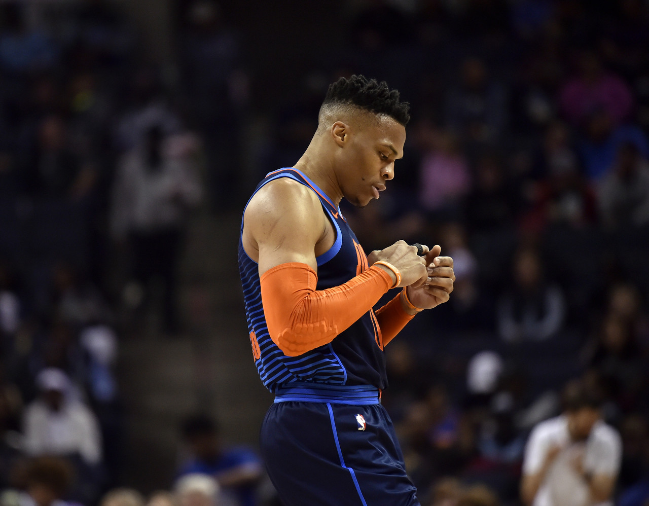  單場(chǎng)至少13中0罕見嗎？指環(huán)王威少卡特都干過 榜首17中0可還行？