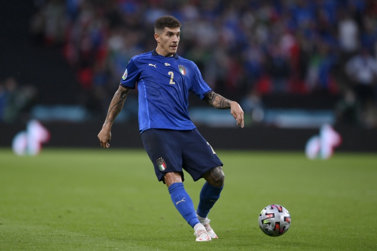  迪洛倫佐：我認(rèn)為我應(yīng)該獲得一個(gè)點(diǎn)球，第二個(gè)丟球是不可接受的