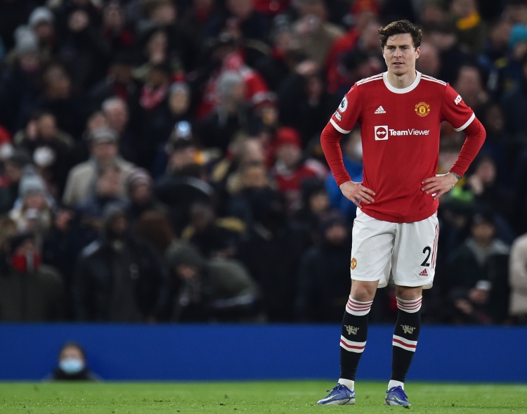  英媒：本菲卡、四支英超球隊、三支意甲球隊有意曼聯(lián)中衛(wèi)林德洛夫