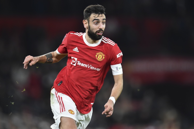  扛著球隊(duì)前進(jìn)！B費(fèi)最近6場(chǎng)比賽5次直接參與進(jìn)球，貢獻(xiàn)4球1助攻