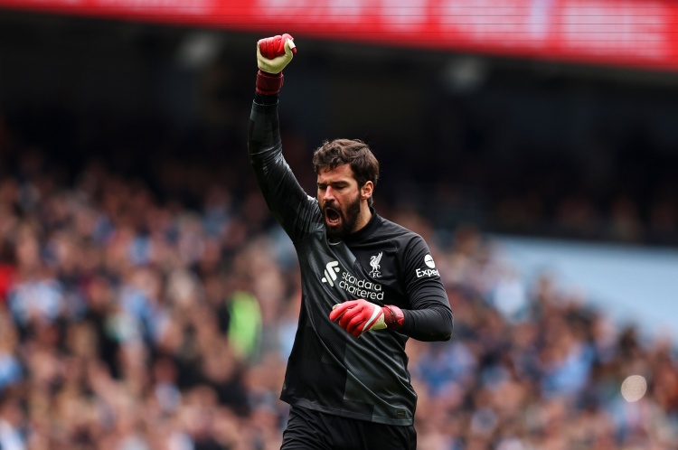  9次撲救助球隊零封取勝，官方：阿利森當選本輪歐冠最佳球員