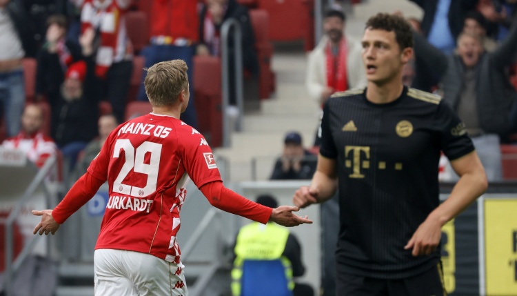  記者：為凱恩尋找替補，拜仁有意美因茨24歲前鋒布爾卡德特