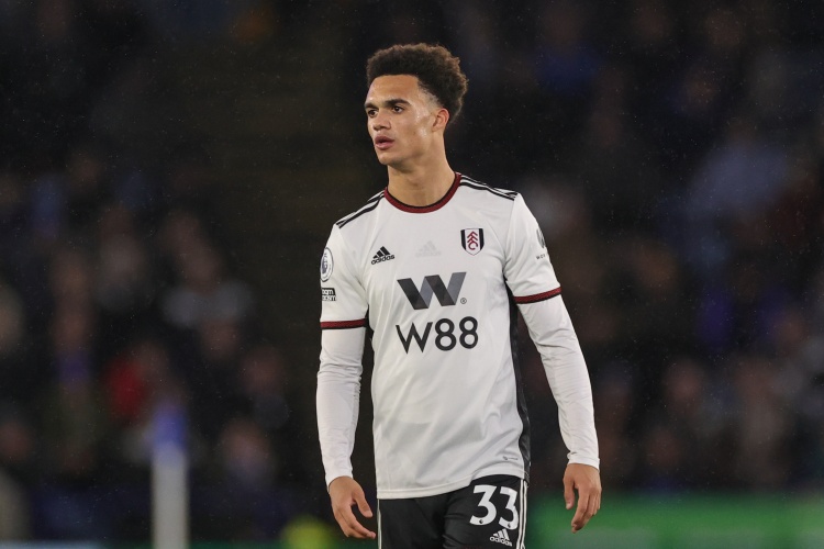  羅賓遜：最難防的是利昂-貝利，我與薩拉赫和薩卡交手表現(xiàn)都很好