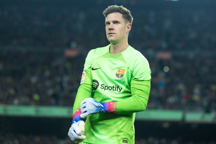  每體：特爾施特根一個月前已戴上手套，他計劃在5月份復出