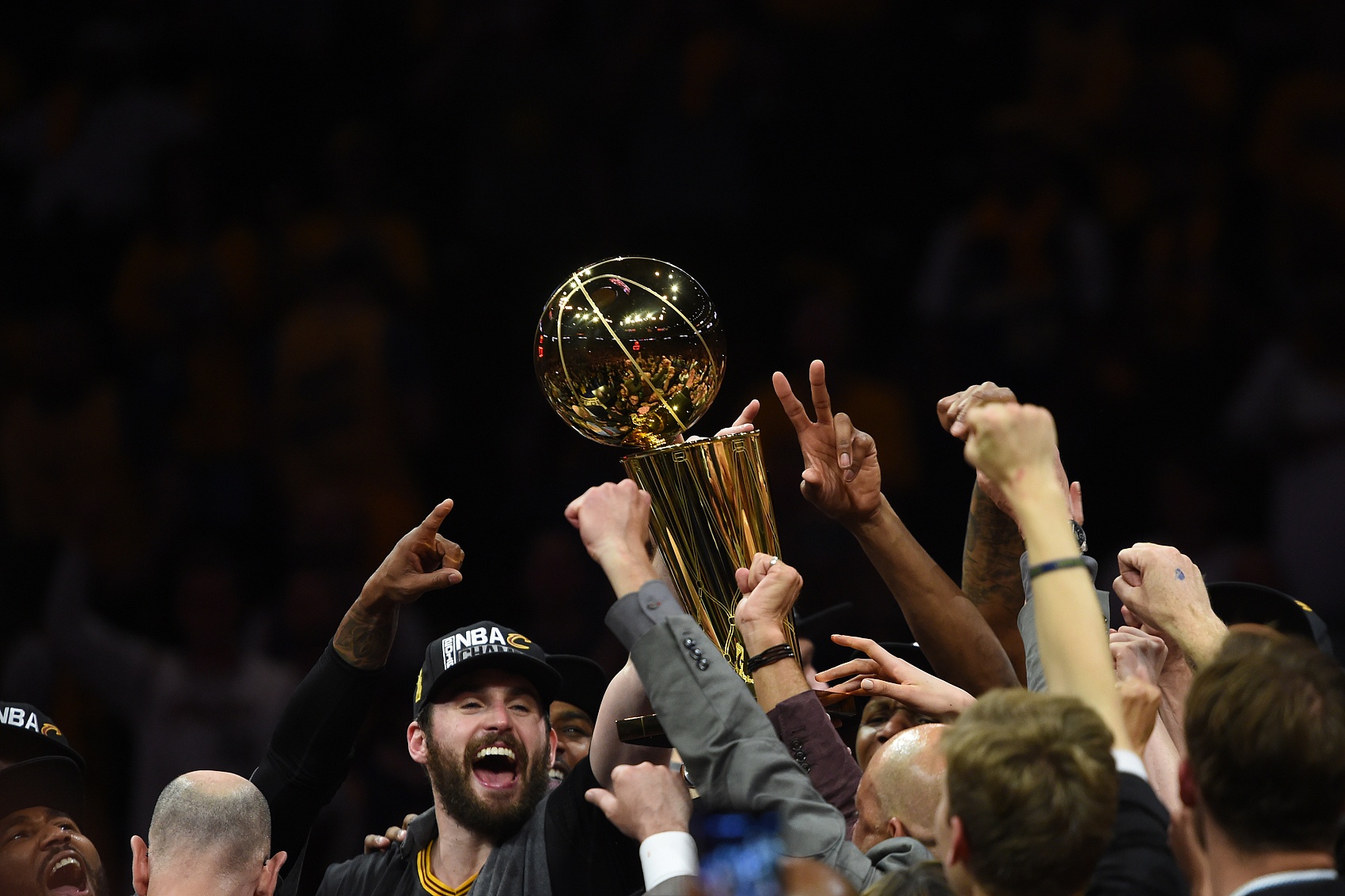  奪冠功臣！樂福透露騎士將為他退役球衣 掛在老板兒子球衣旁邊