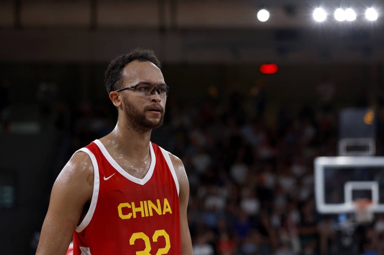  籃協(xié)主席：中國籃協(xié)將研究制定鼓勵俱樂部吸納入籍球員辦法