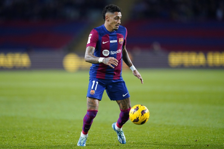  24球13助攻！拉菲尼亞本賽季35場造37球，五大聯(lián)賽僅次于薩拉赫