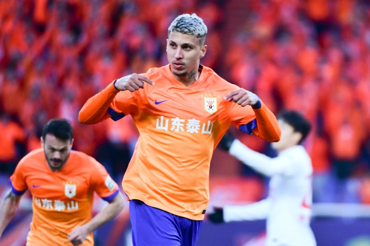  克雷桑：今天我們有理由慶祝，五外援對提升勝率會有非常大的幫助