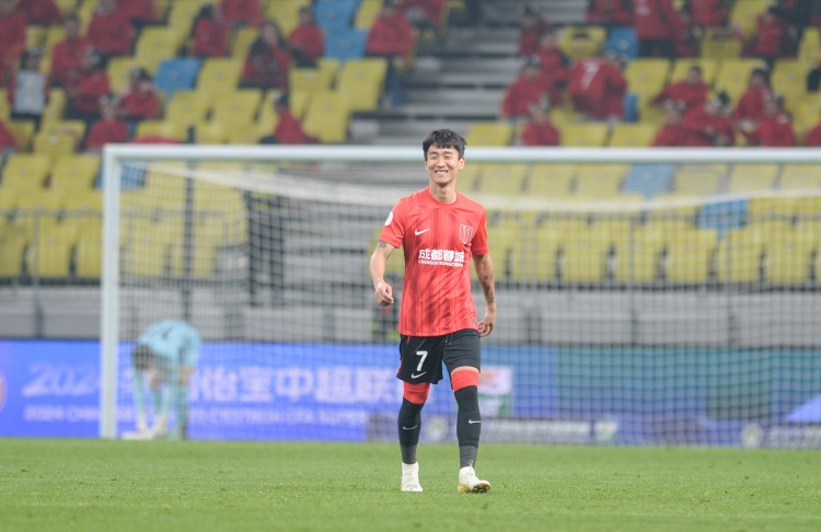  韋世豪攻入個人生涯第50粒中超進球，已為蓉城打進9球