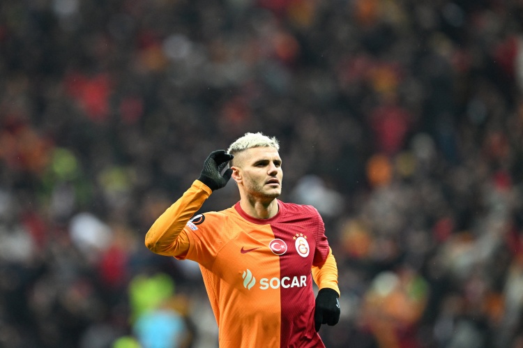  土媒：加拉塔薩雷外援多達(dá)15人，暫時(shí)凍結(jié)二弟合同&移除土超注冊(cè)