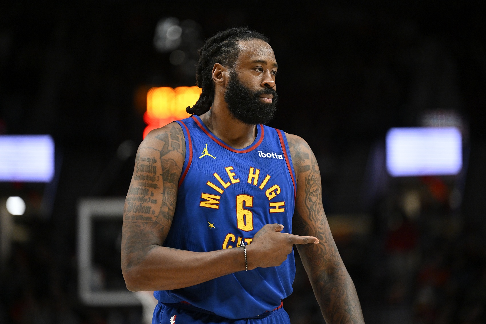  廉頗老矣尚能飯！小喬丹半場(chǎng)3投全中貢獻(xiàn)6分6板5助1斷！