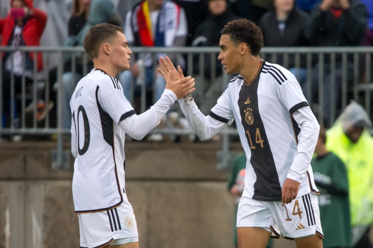  馬特烏斯：維爾茨和穆西亞拉同在拜仁或彼此妨礙，分開(kāi)踢會(huì)更閃耀